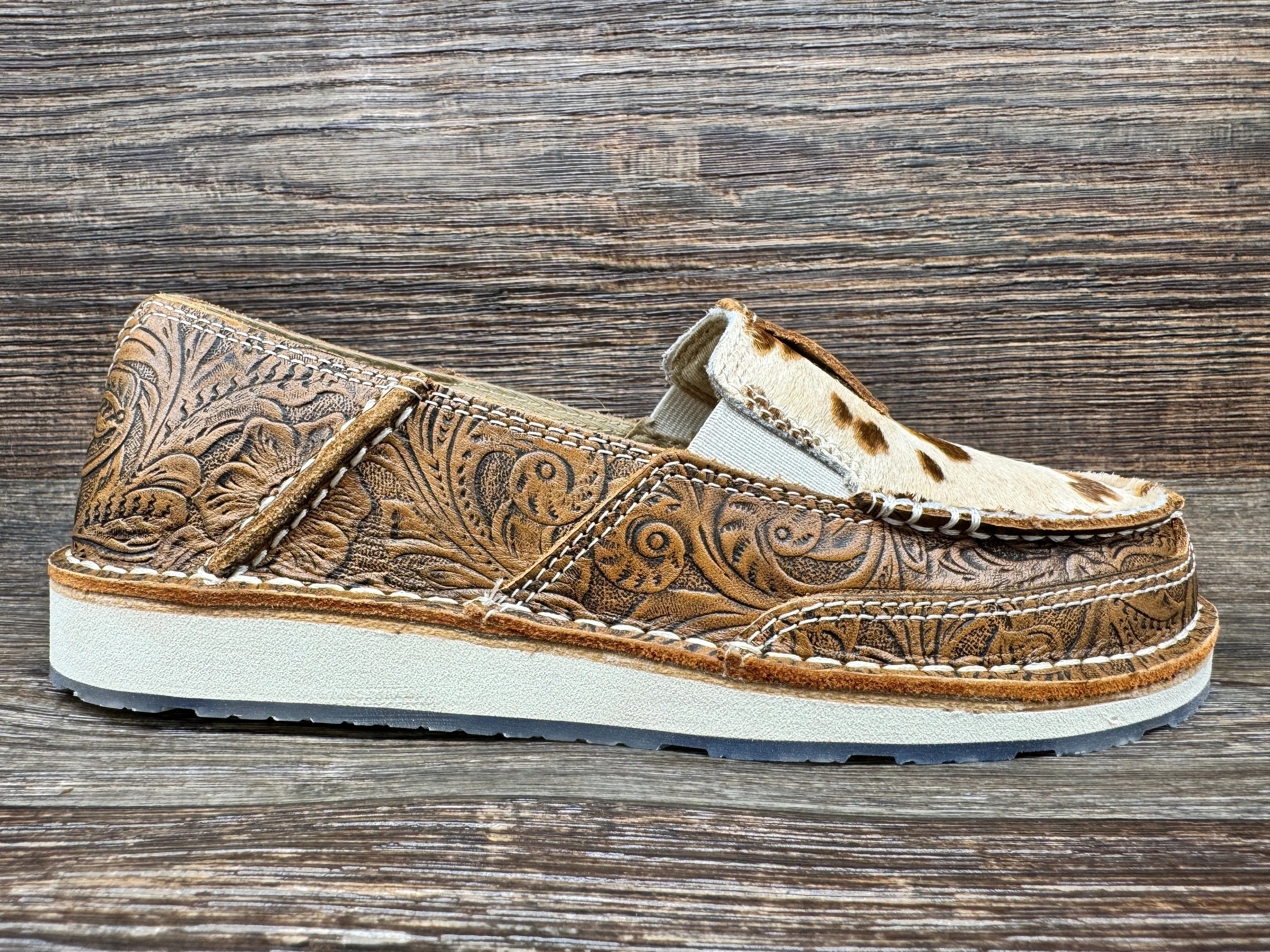 10053680 Women's Floral Tooled Cruiser in Cow Print by Ariat