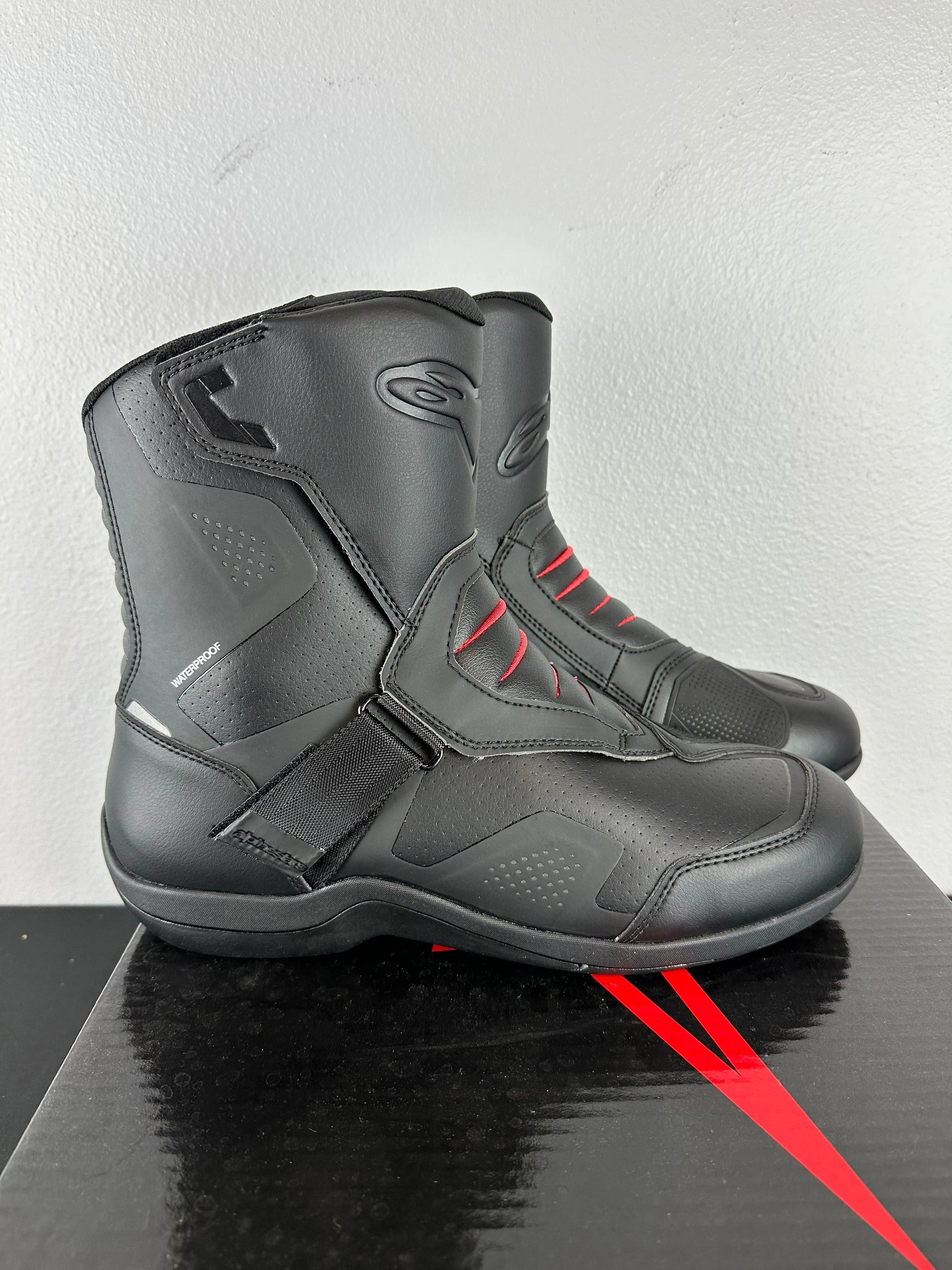 Alpinestars Ridge V2 Waterproof Black Boots