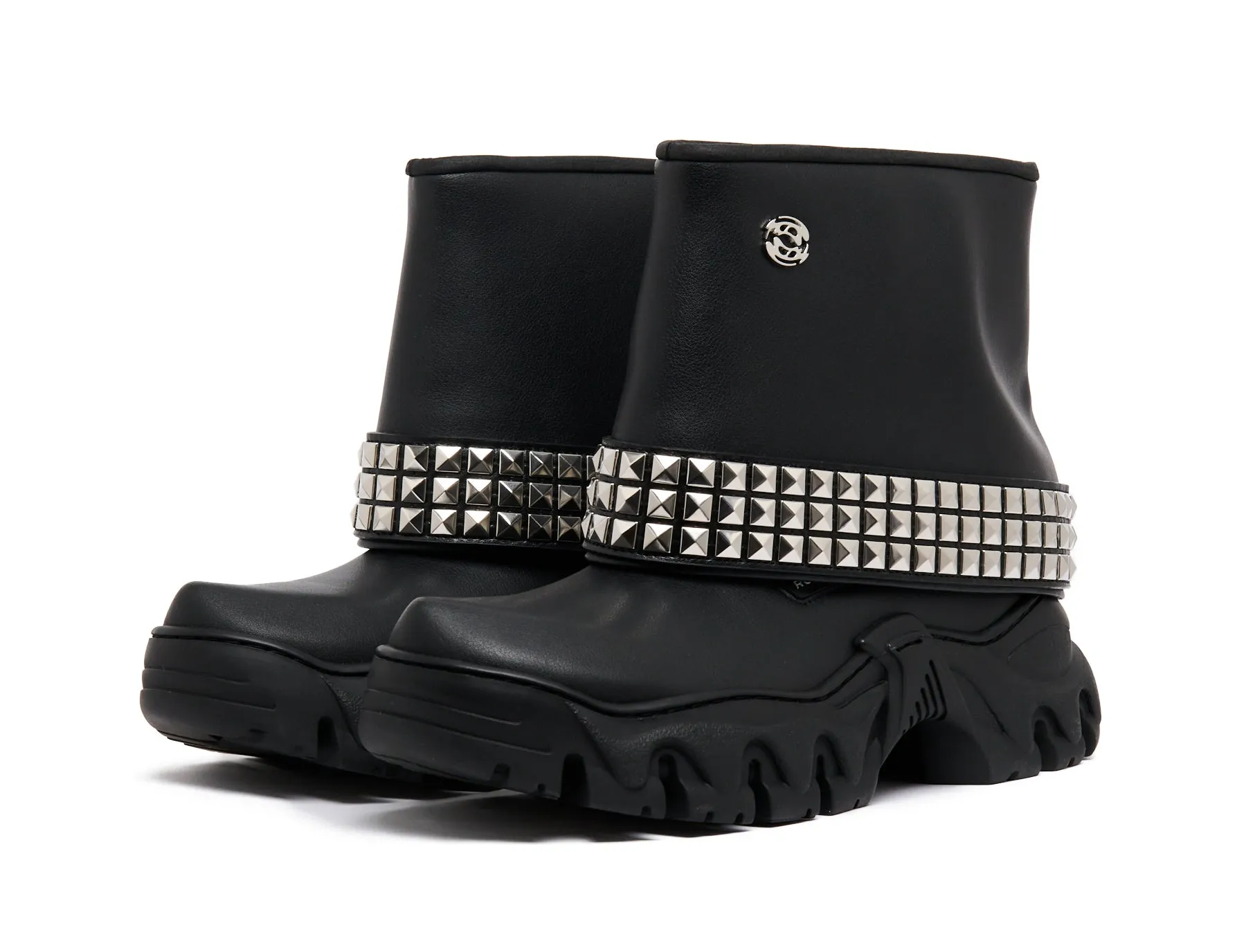 BABY RAIN BLACK STUDS