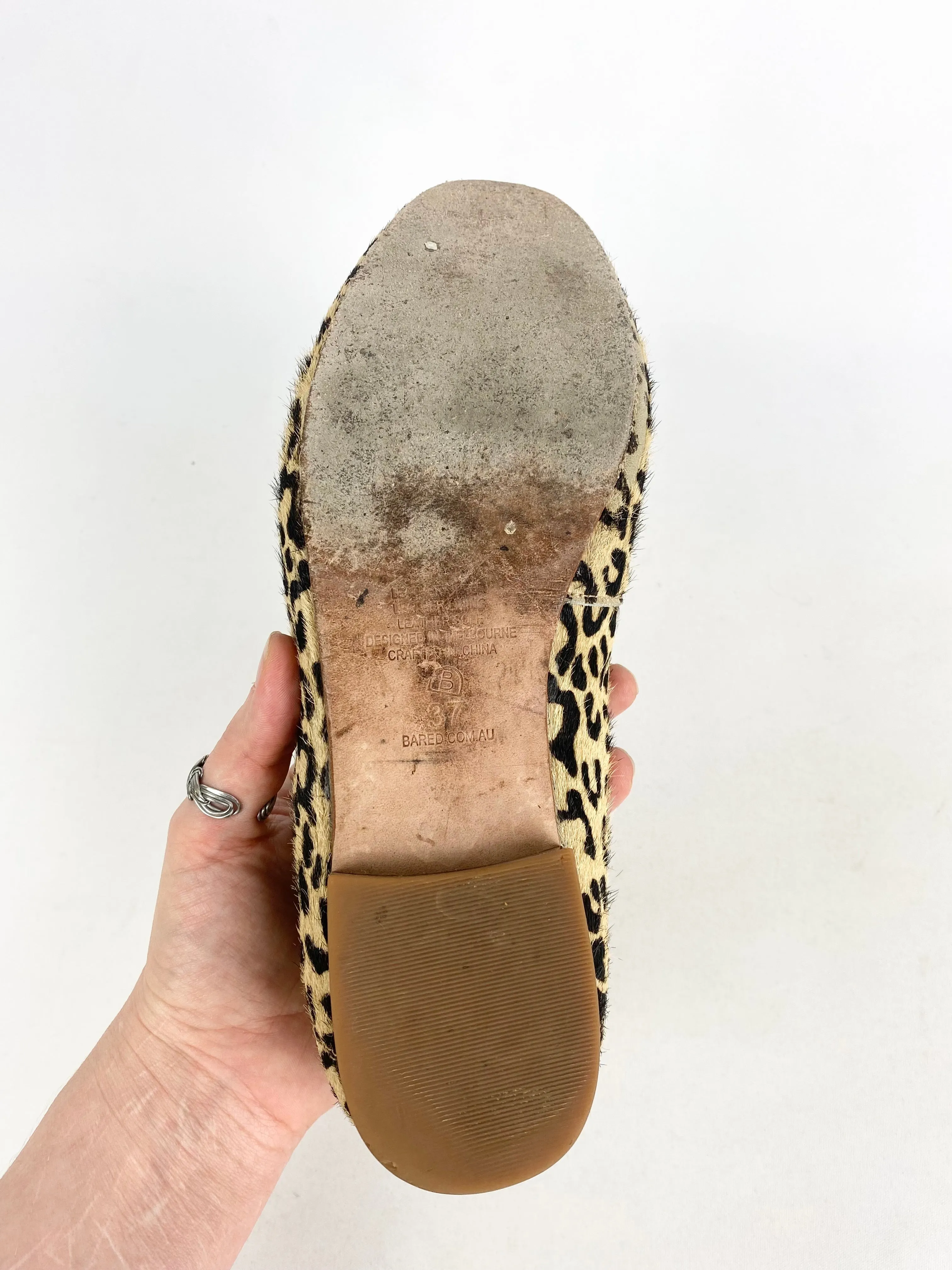 Bared Leopard Print Loafers - EU 37