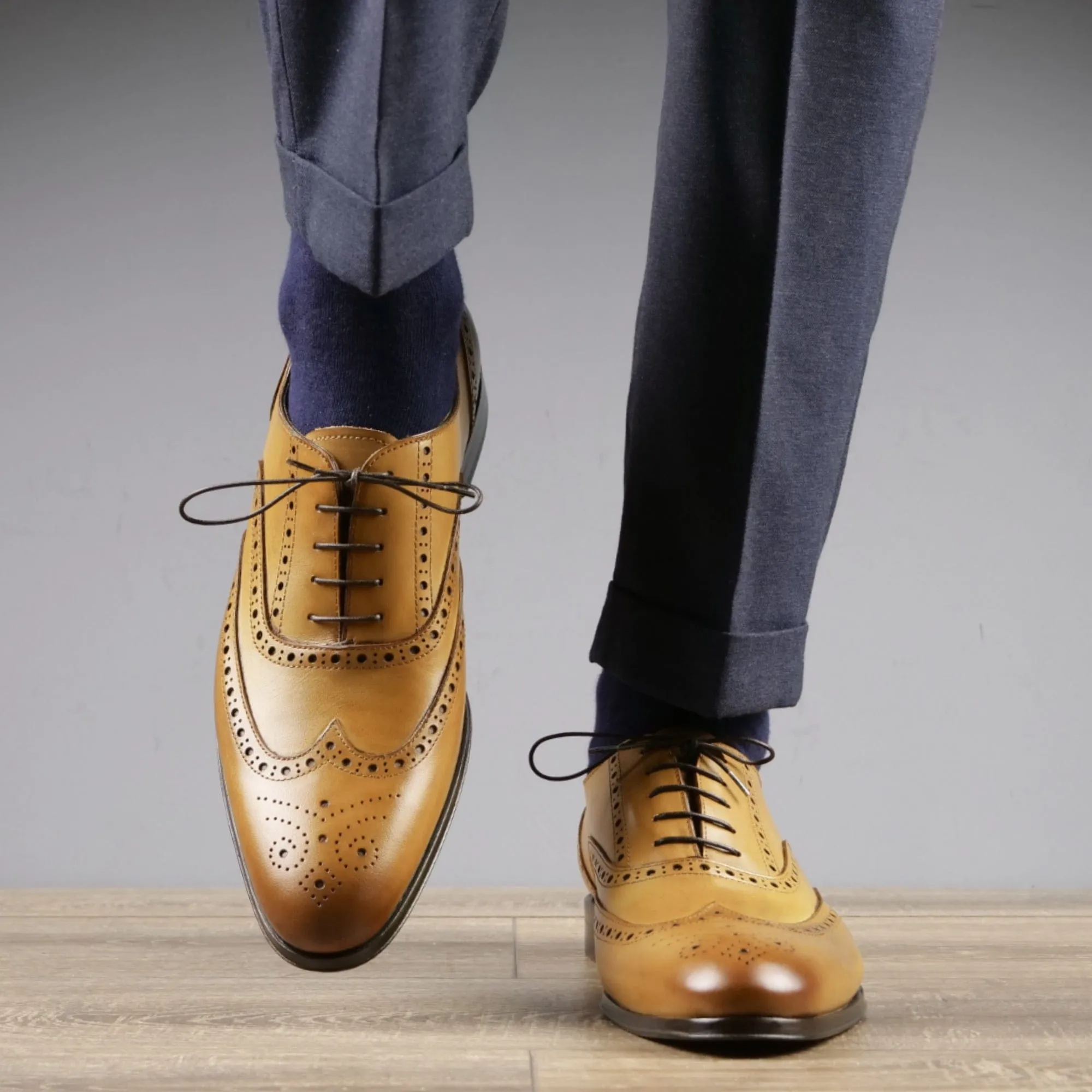 Cambridge Wingtip Oxford Brogue Almond Tan