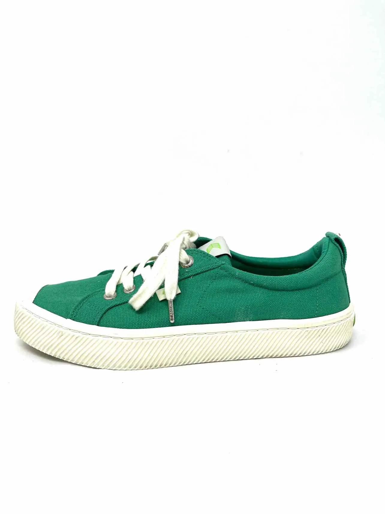 Cariuma Size 9 Green Canvas Shoes Sneakers