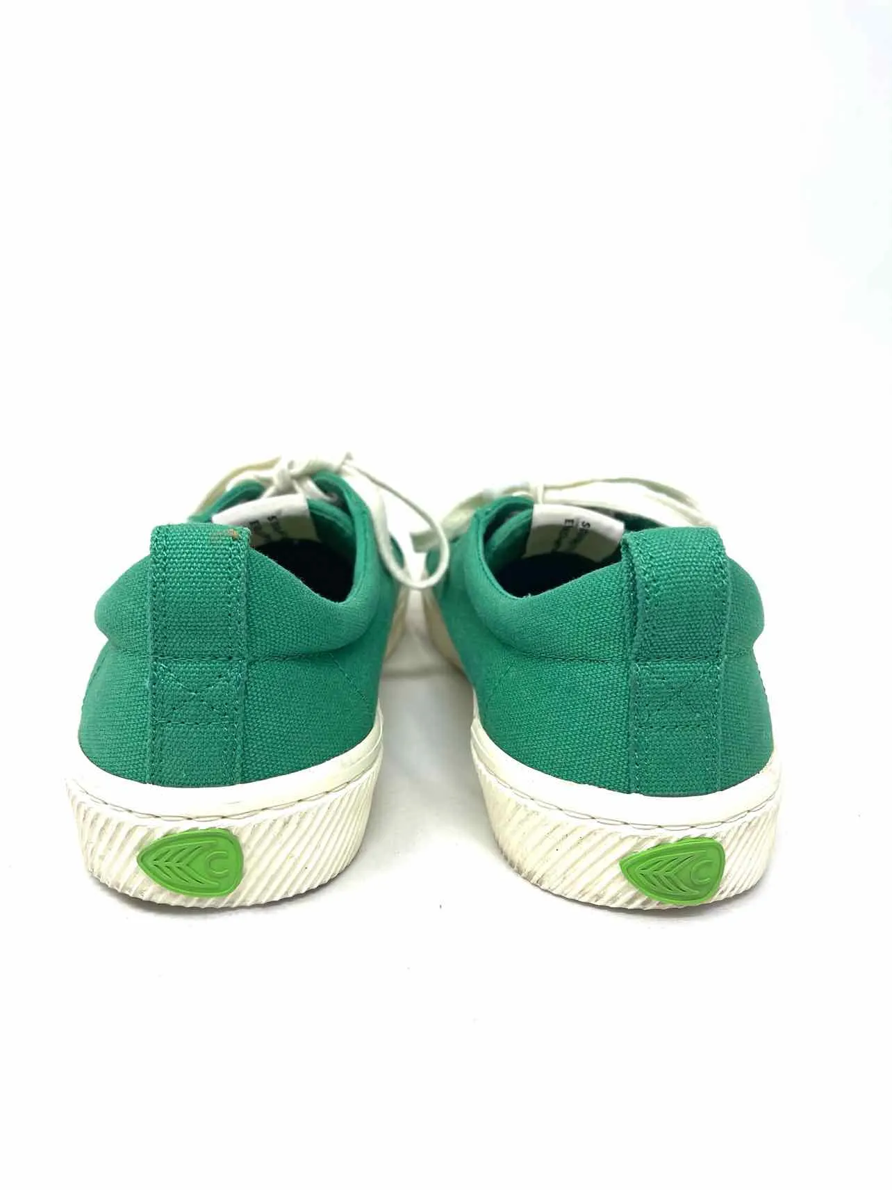 Cariuma Size 9 Green Canvas Shoes Sneakers