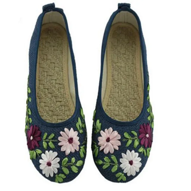 Vintage Embroidered Women Flats Flower Slip On Cotton Fabric Linen Comfortable Old Peking Ballerina Flat Shoes